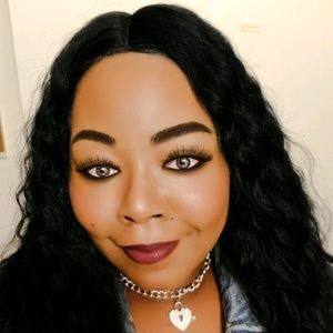 Meet your Posher, Lashonda